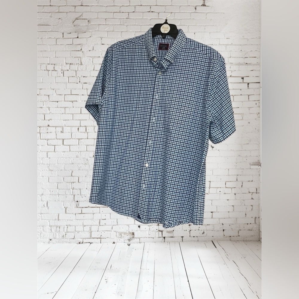 UNTUCKit Blue, Purple‎ and White Checkered Shirt ~ Size L ~ Business Casual